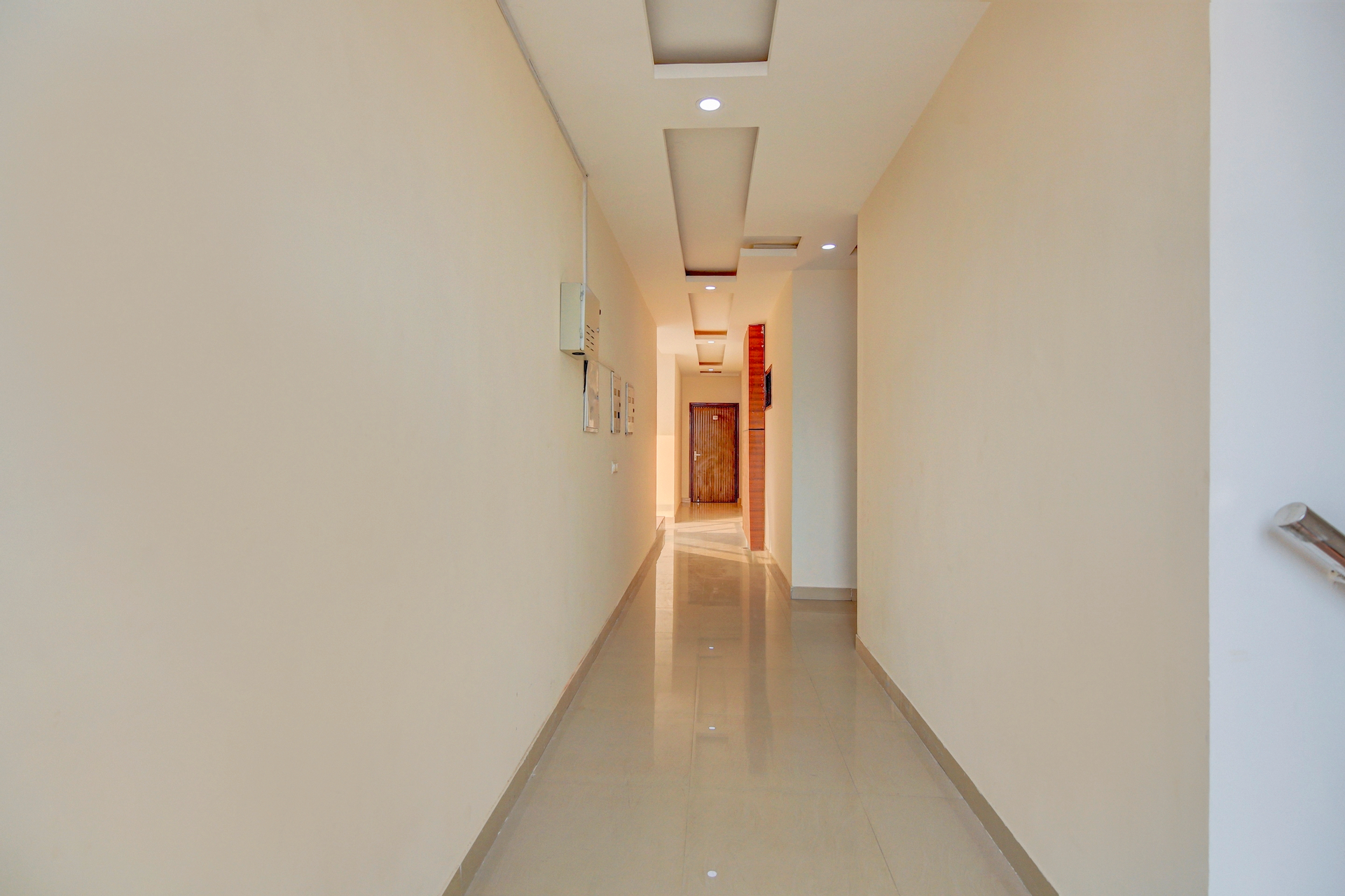 Lobby 3, Collection O 82677 Hotel Apj Grand, Faridabad