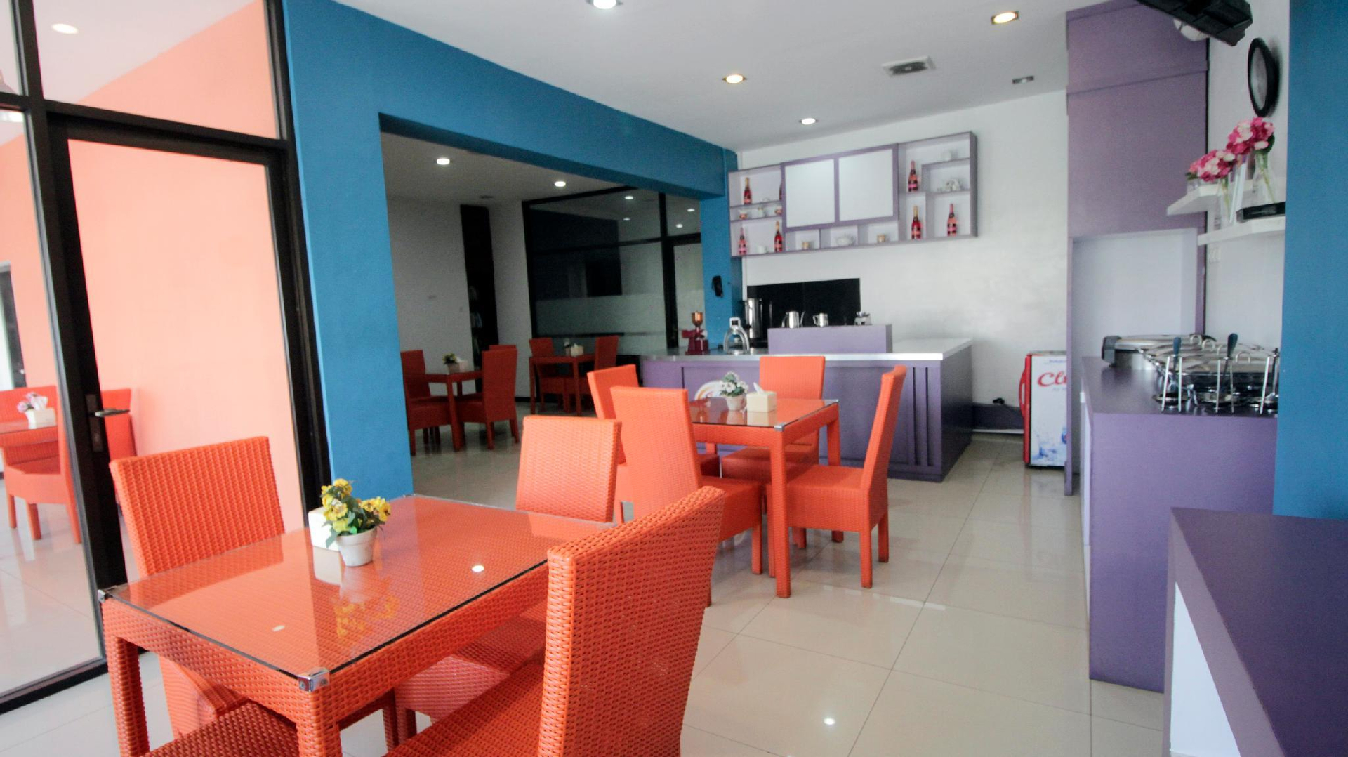 Food & Drinks 5, Oriza Hotel Surabaya, Surabaya