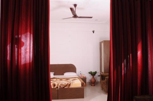 2, Hotel Raj Palace, Bharatpur