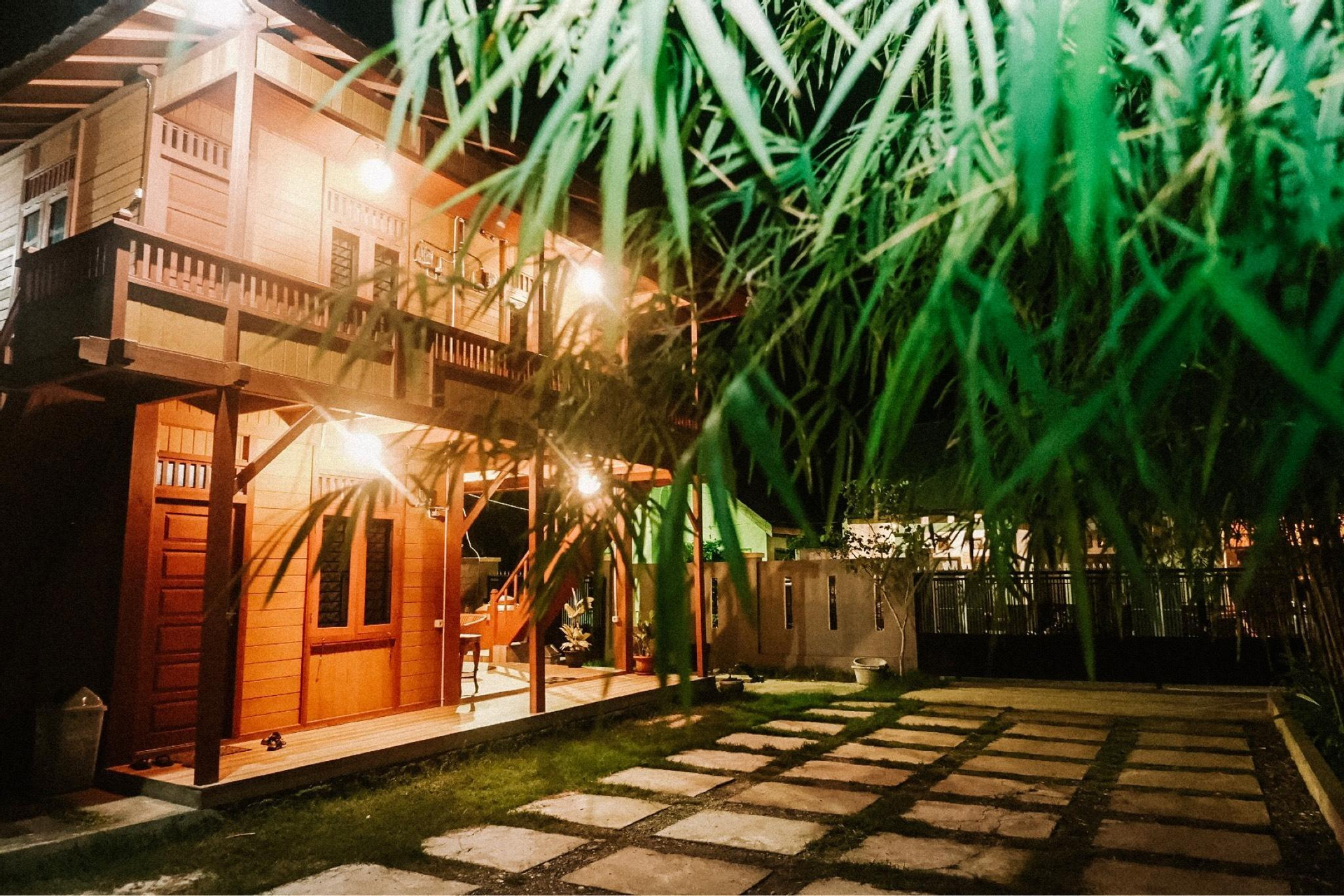 Exterior & Views 1, Bamboo House 2, Palu