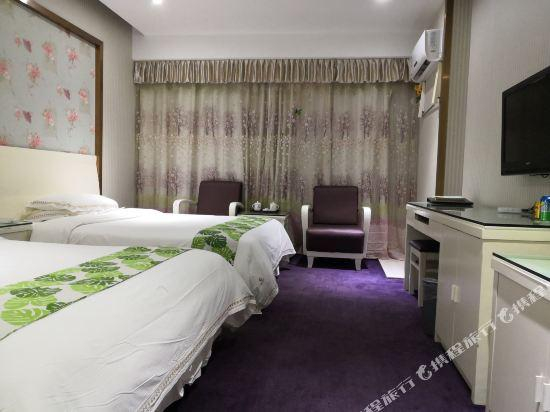 Bedroom 3, Shuiyue Qinghua Hotel, Yangzhou