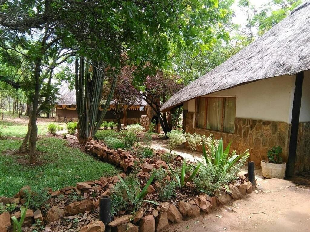 Exterior & Views 4, Regency Lodge Panyanda, Masvingo