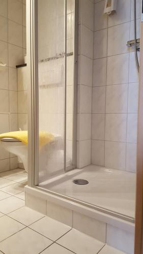 Bathroom 4, Hotel Friesen, Zwickau