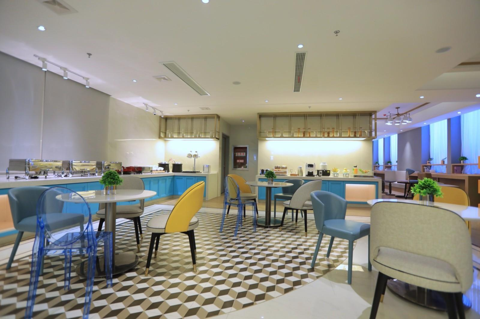 Food & Drinks, Magnotel Yangzhou Geyuan Dongguan Street, Yangzhou