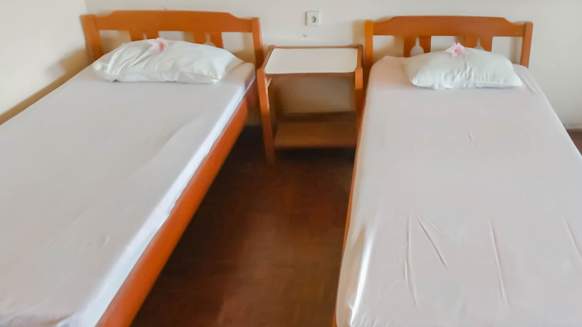 Bed 2