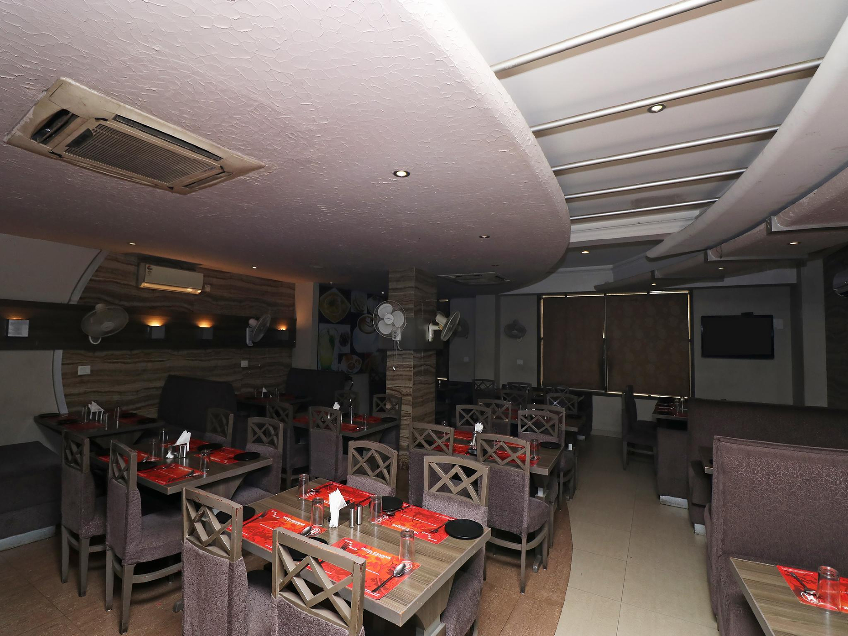 Food & Drinks 5, OYO 30119 Hotel Kanishk, Rewari