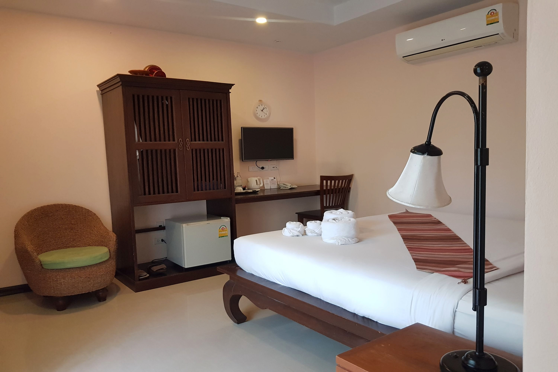 Bed 9