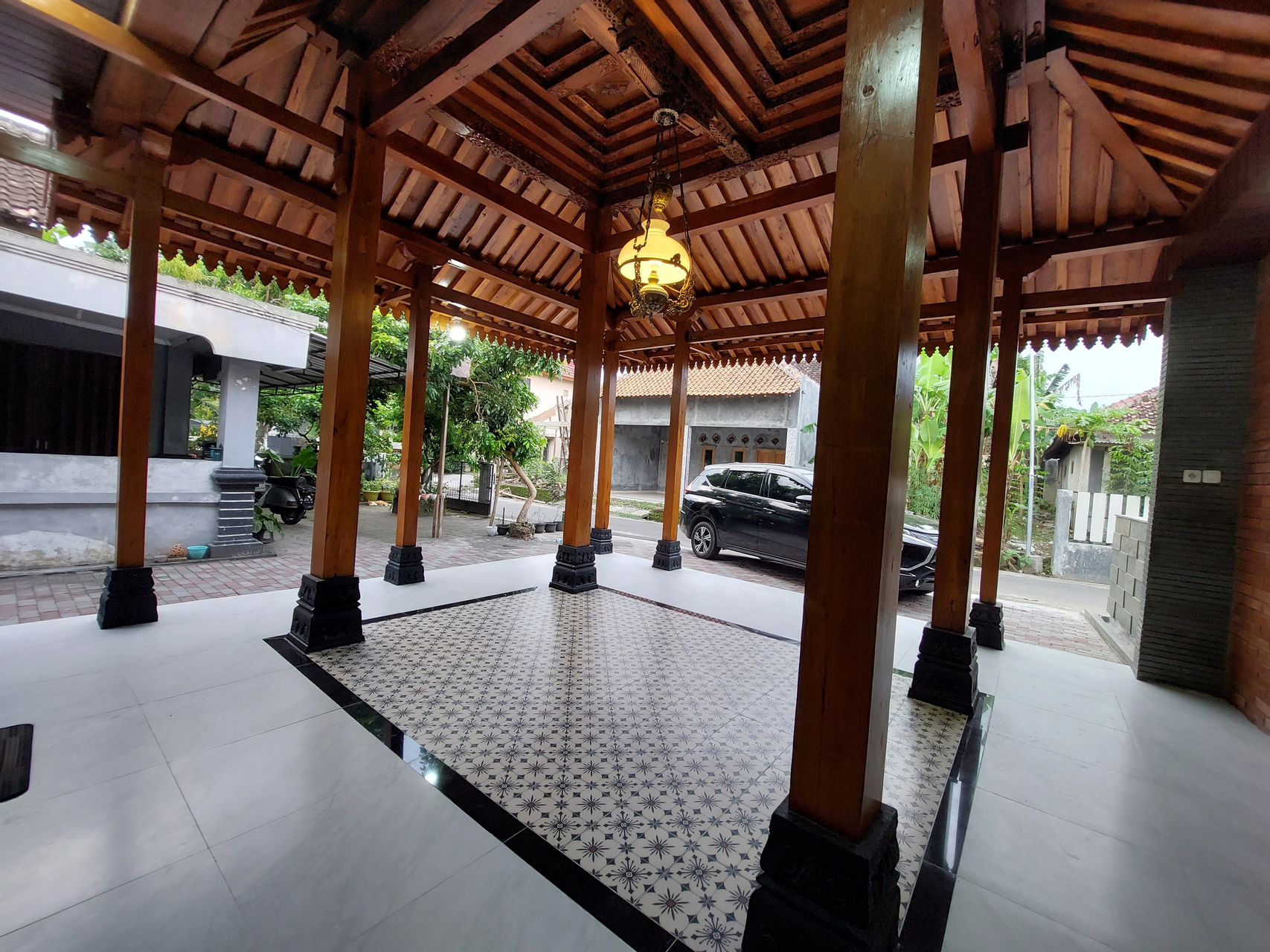 Living Area 15