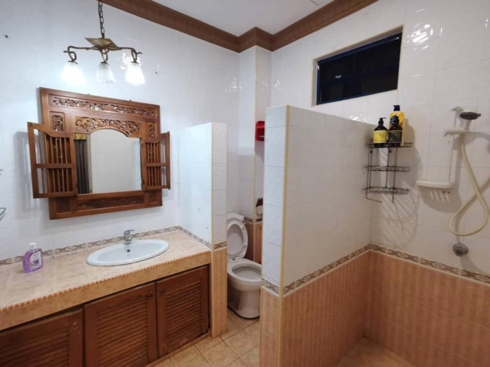 Bathroom 4