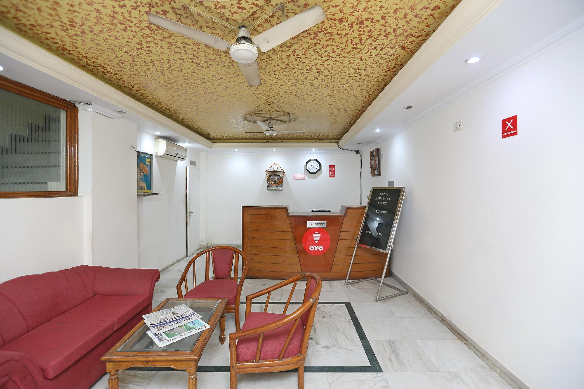 Public Area 2, OYO 9585 Hotel Kavya Palace, Faridabad