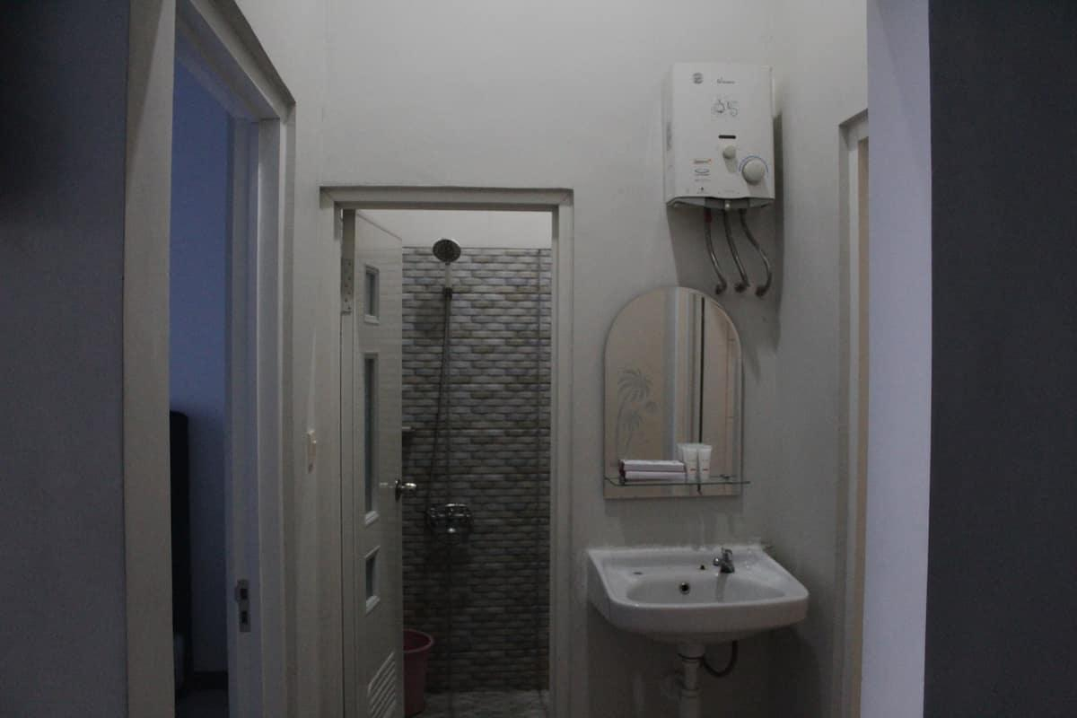Bedroom 3, Villa and Homestay Lusy, Probolinggo