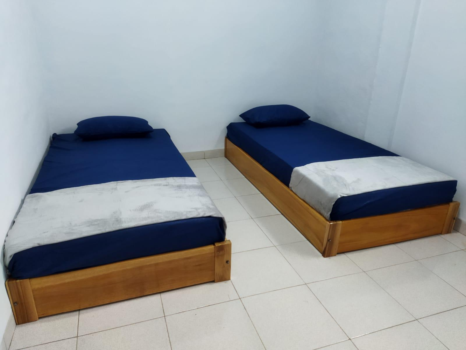 Bedroom 1, Hotel budget, Bungo
