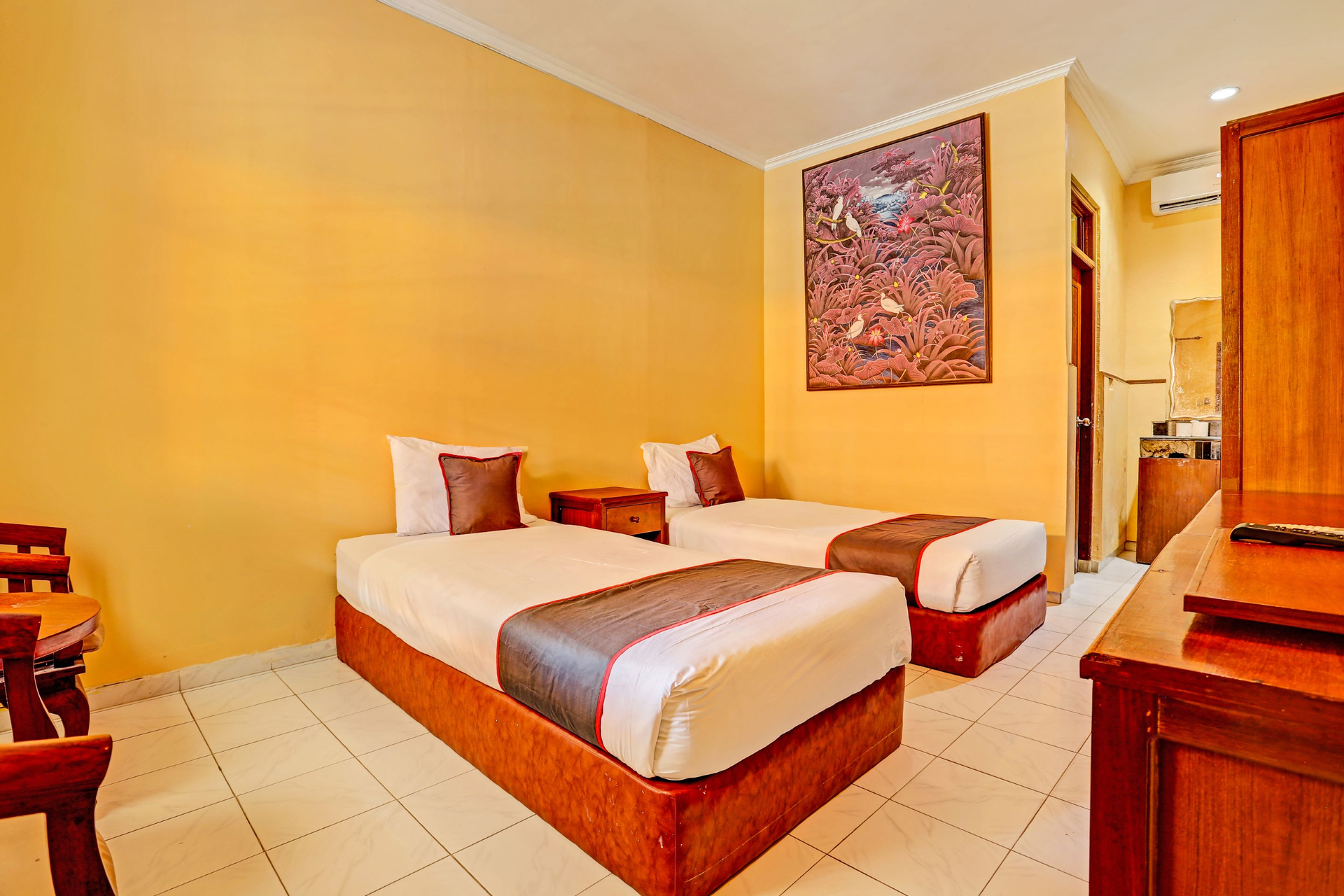 Collection O 91081 New Arena Hotel, Badung