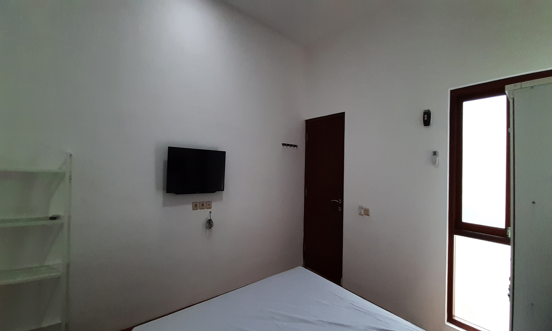 Bedroom 4, OYO 90470 Mura House Syariah, Malang