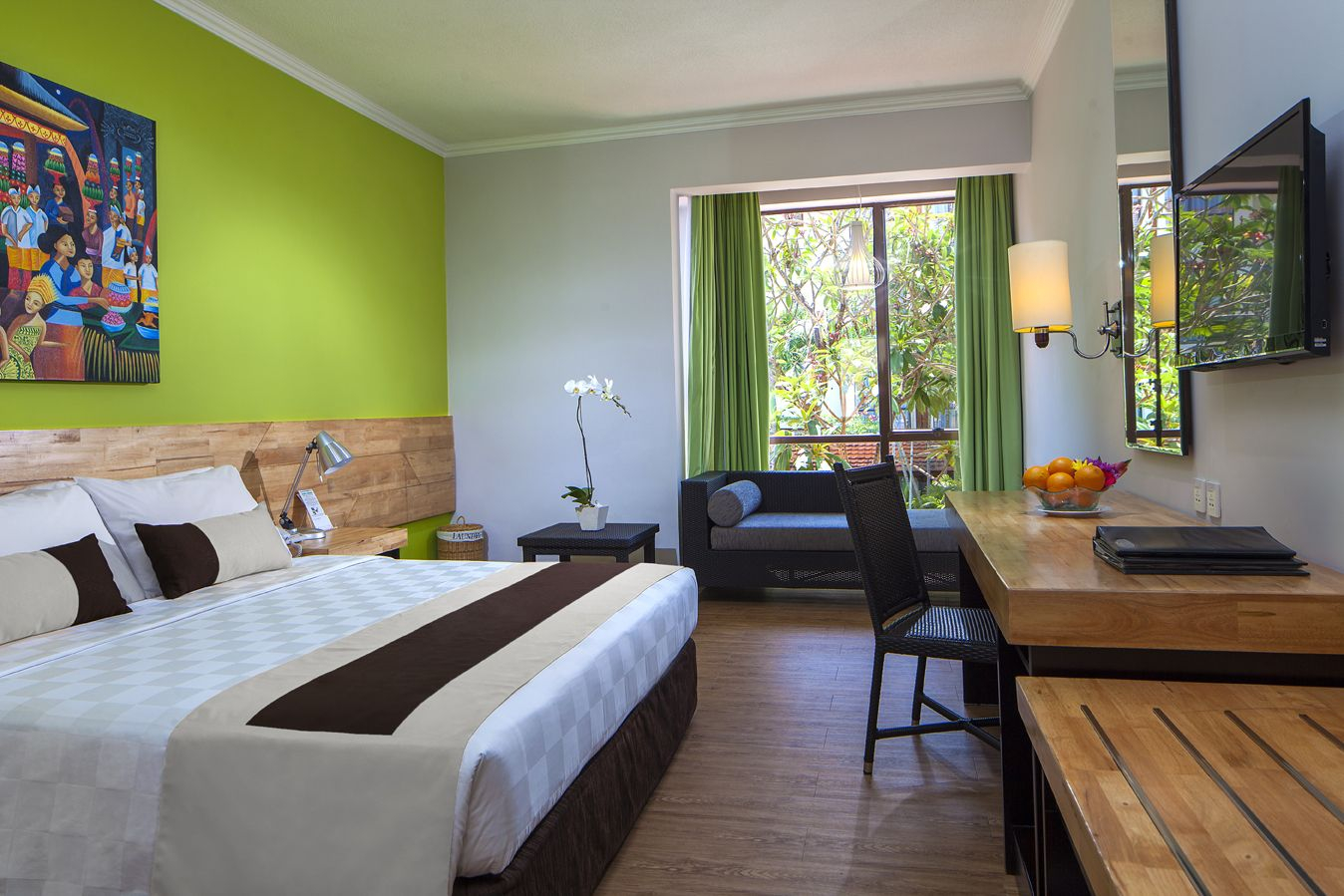 Kamar Standard Double atau Ranjang Lain - Pemandangan Kolam Renang
