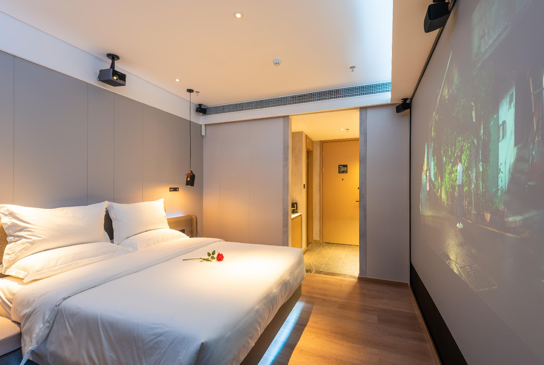 3, Youxi Movie Hotel-Zhuhai Qianshan Light Railway Station, Zhuhai