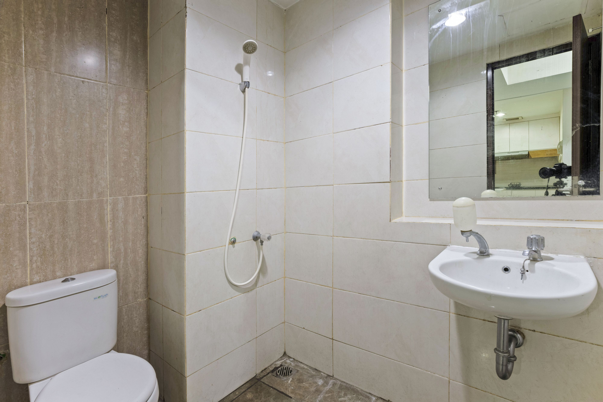 Bathroom 17