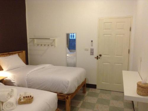 Kamar Standard Single atau Ranjang Lain