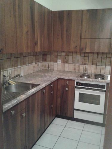 Kamar dengan Ranjang Single