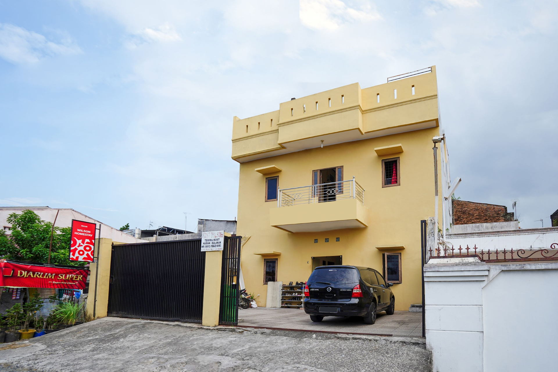 Exterior & Views 2, OYO 91110 Wilson Homestay, Medan