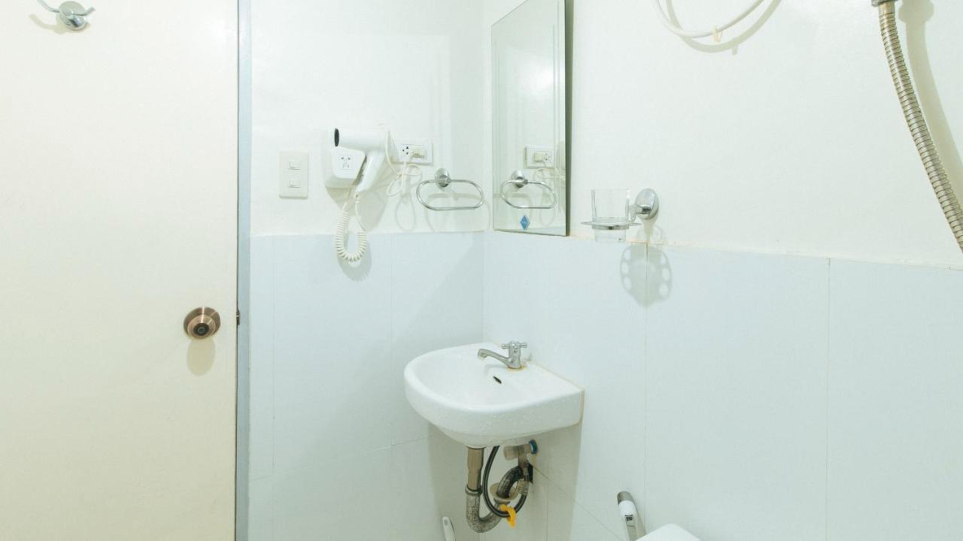 Bathroom 3