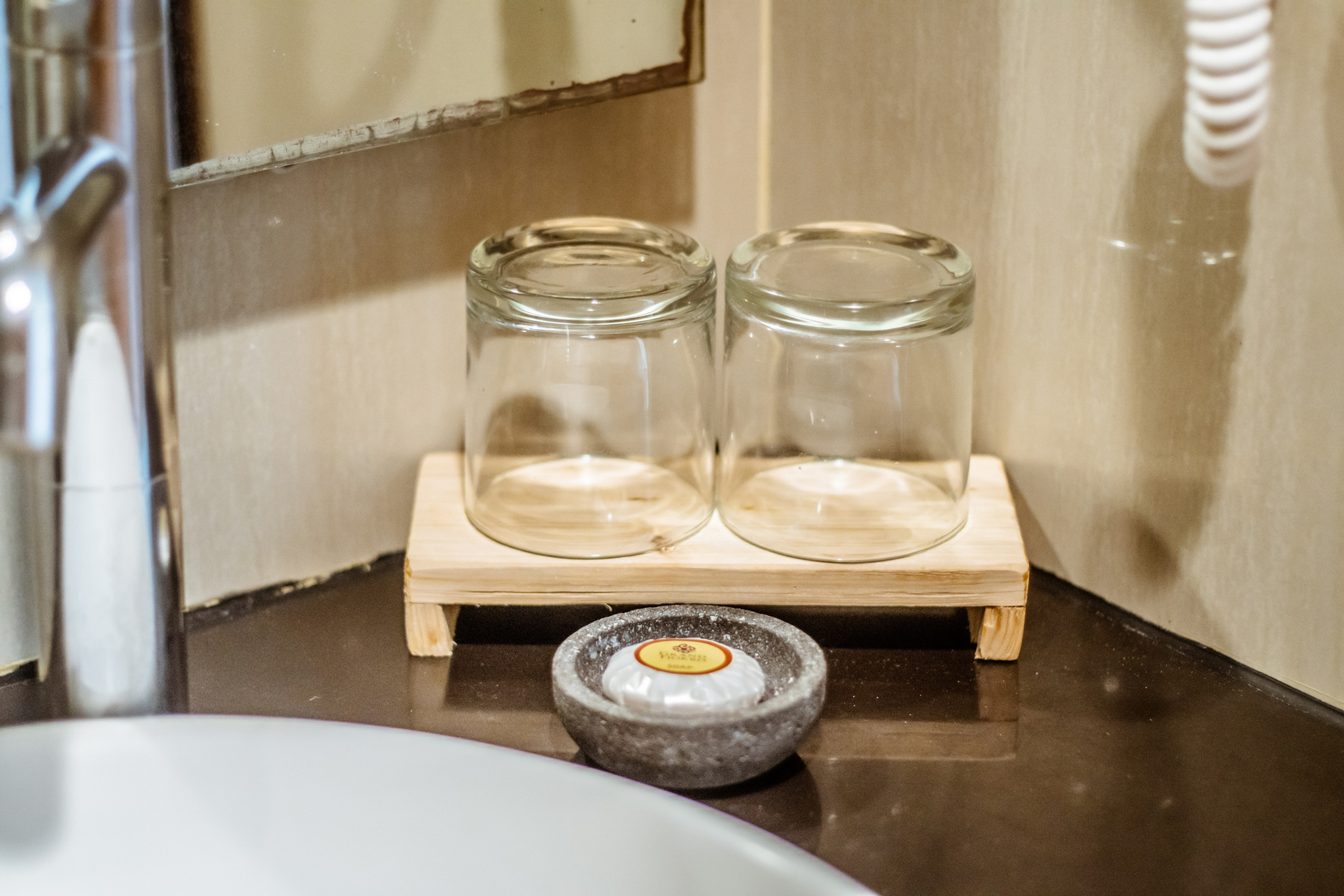 Bathroom 16