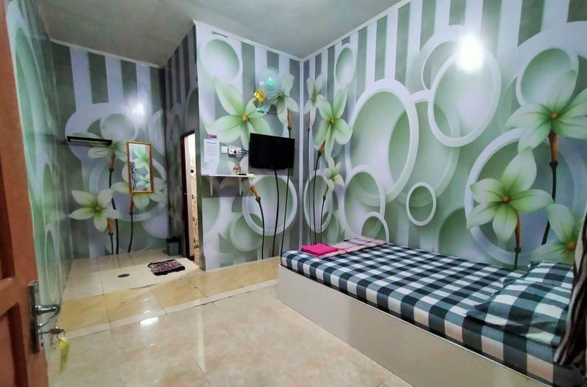 Bedroom 1, Penginapan Teratai, Kediri