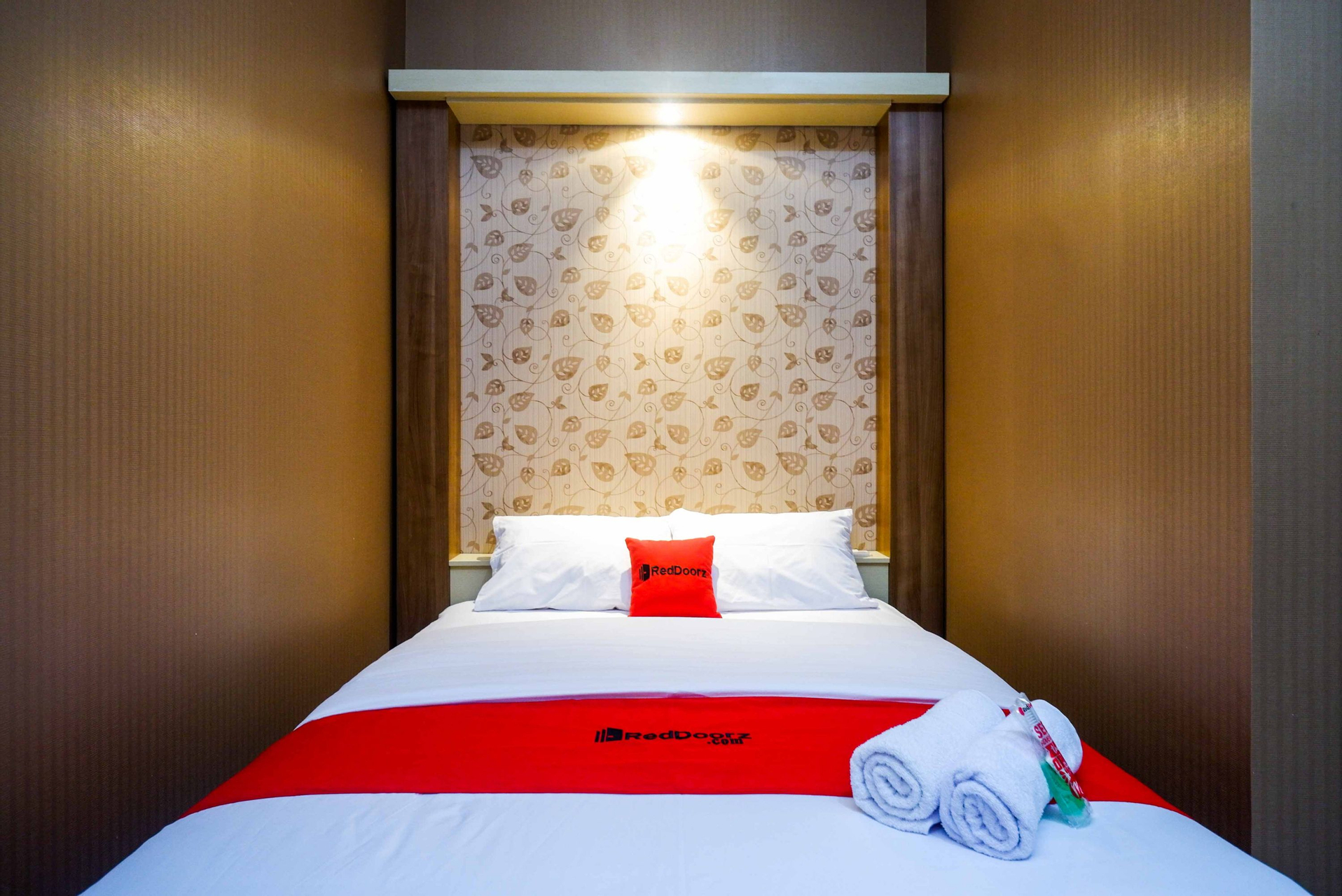 Bedroom 2, RedDoorz near Simpang Tujuh Kudus, Kudus