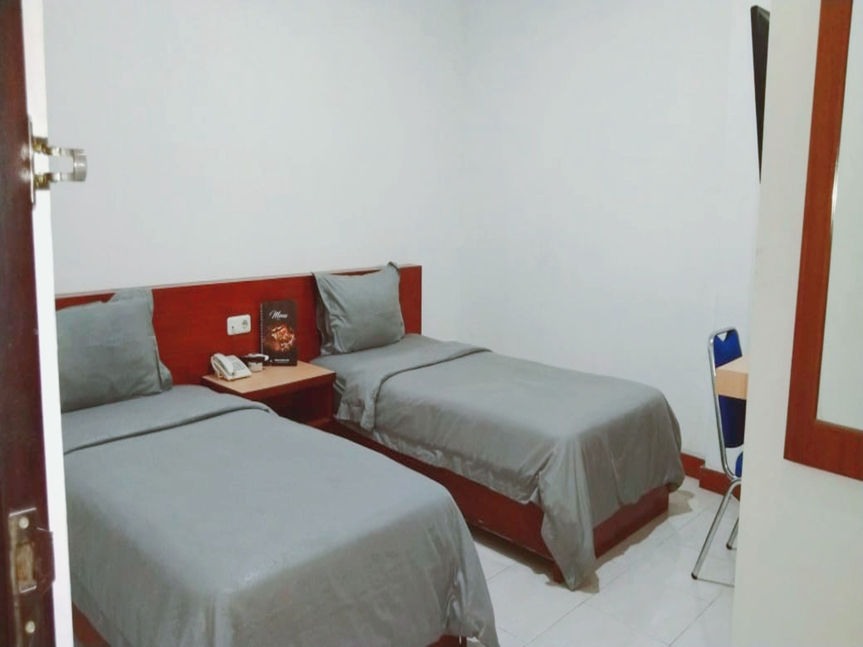 Bedroom 2, Hotel Gamalama, Jayapura