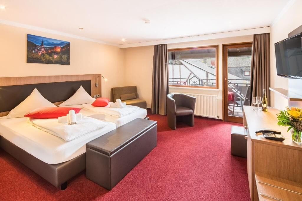 Bedroom, Bacharacher Hof, Mainz-Bingen