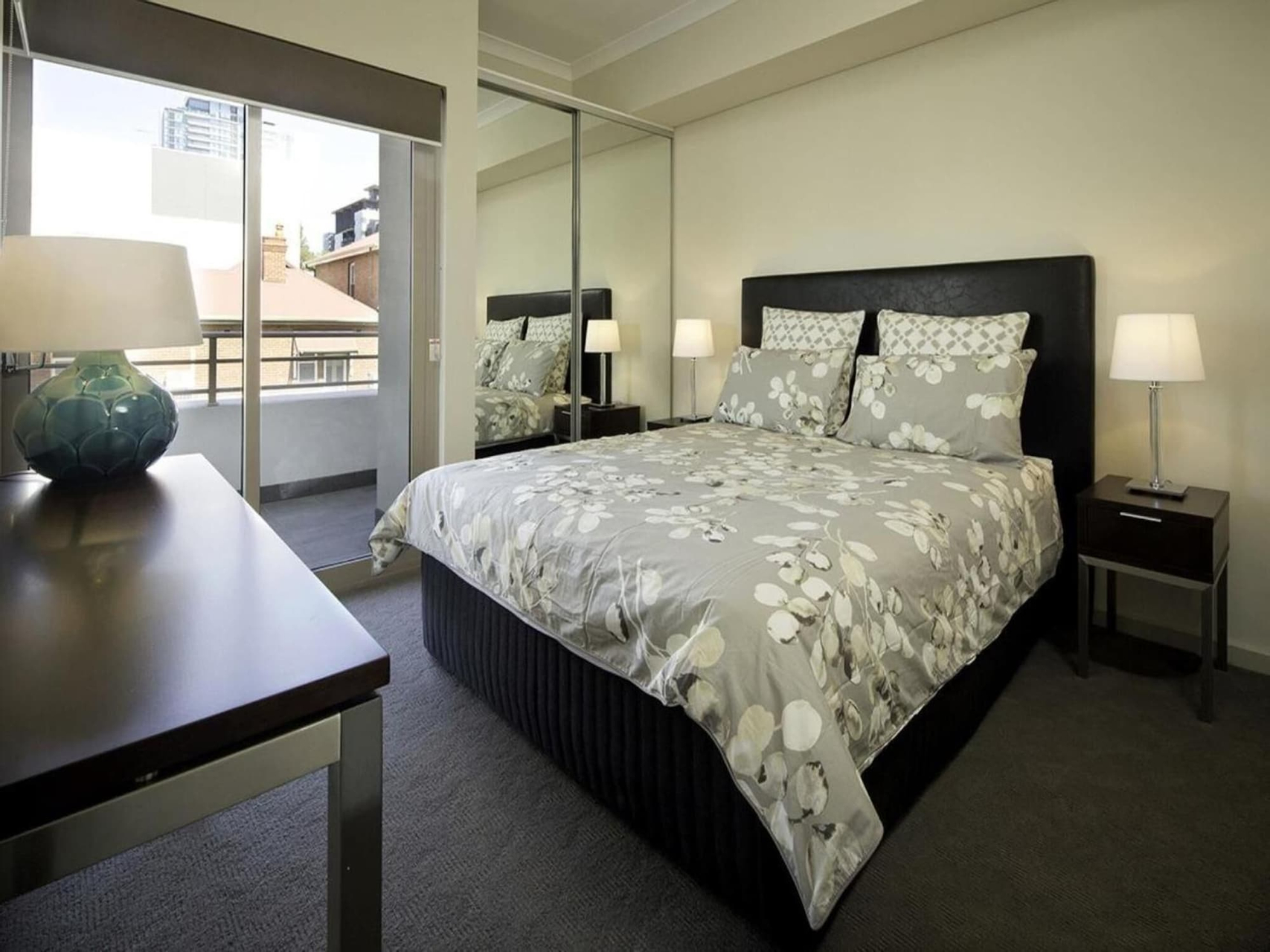 Bedroom 2, Baileys Serviced Apartments, Perth
