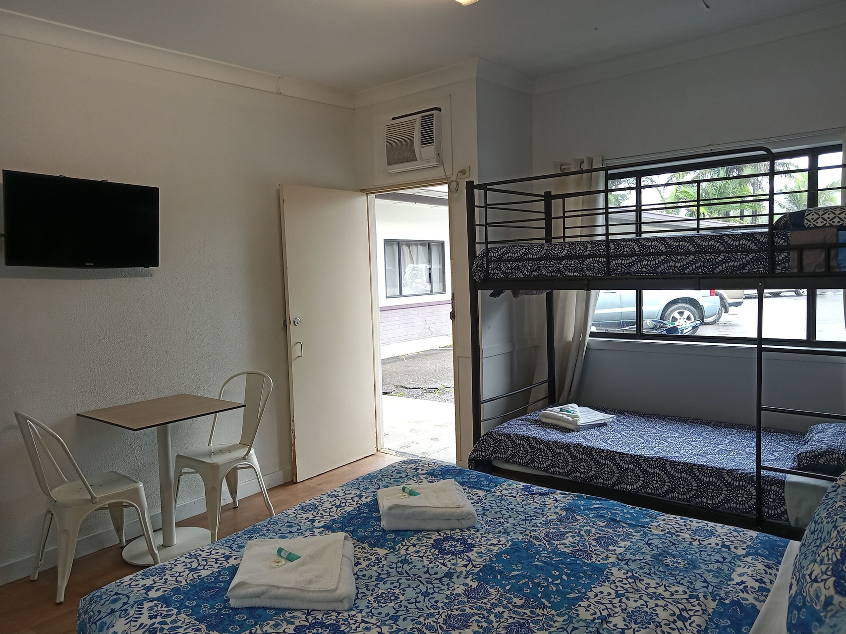 Bedroom 4, Coffs Motel and Villa, Coffs Harbour - Pt A