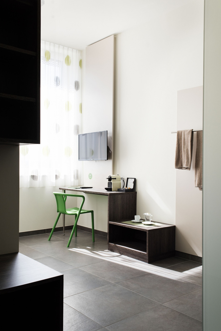 Room 44