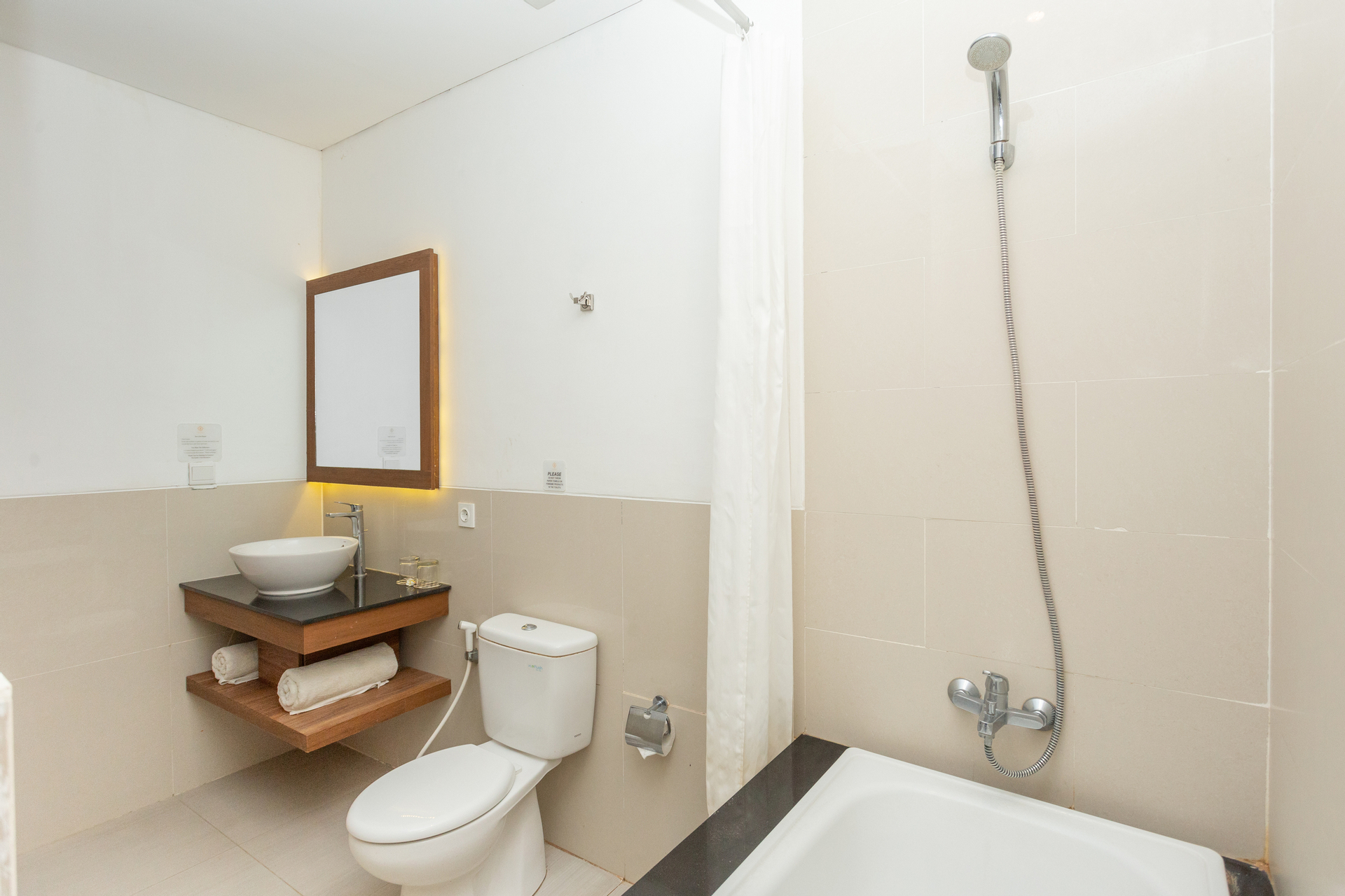 Bathroom 12