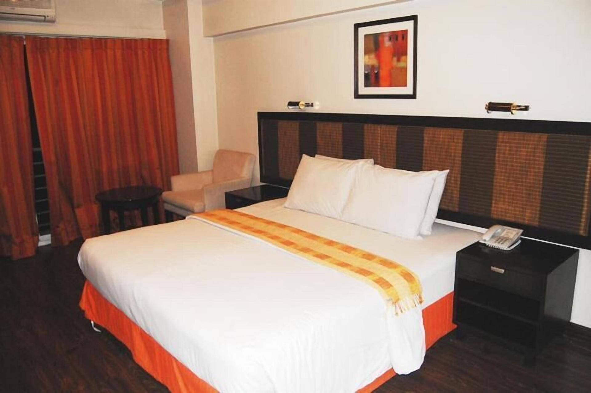 Bedroom 3, Baguio Burnham Suites Hotel, Baguio City