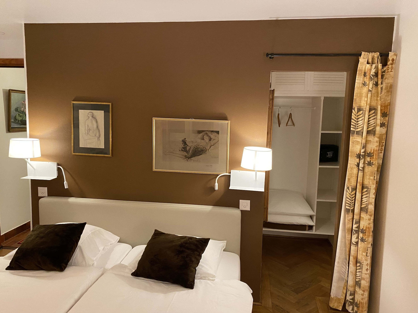 Bedroom 4, Auberge de Dully, Nyon