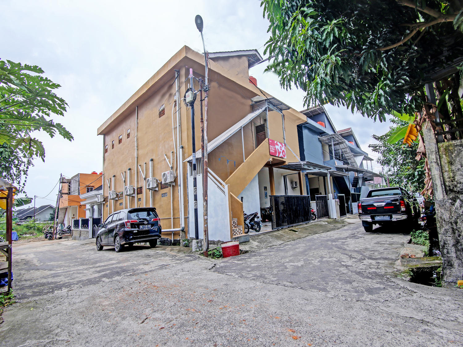 Exterior & Views 2, OYO 91268 Homestay Bu Erma Syariah, Palembang