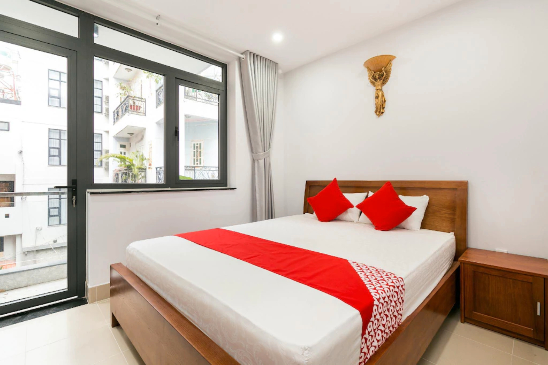 Bed 8