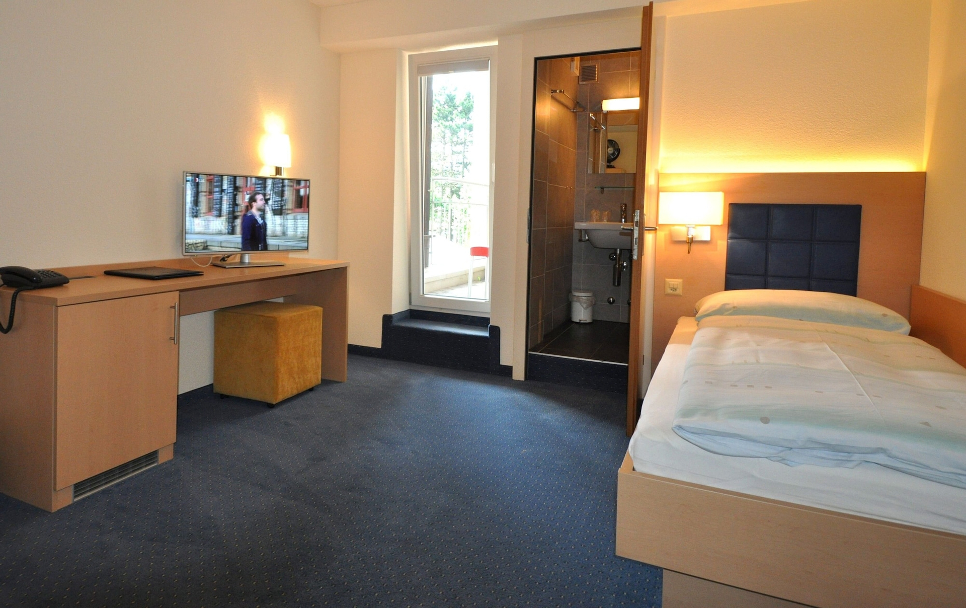 Bedroom 3, Hotel Felmis Ag, Luzern