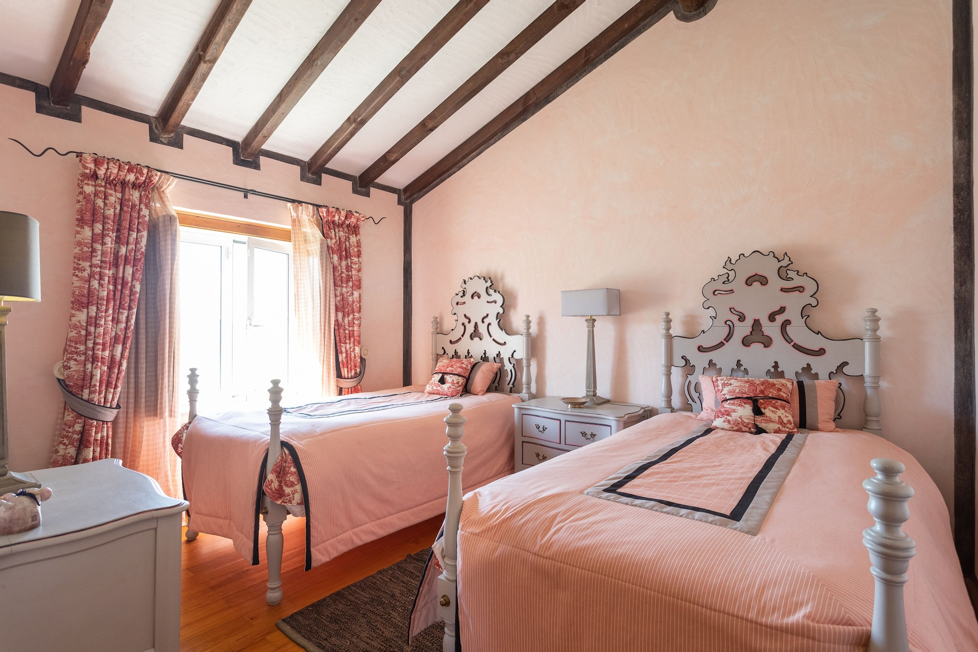 Bedroom 2, Rosa Estates: The Farmhouse & Stables, Monforte