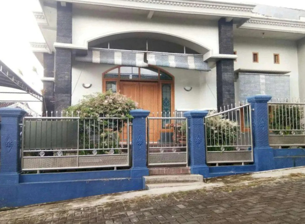 Villa Puri Damansara Batu, Malang