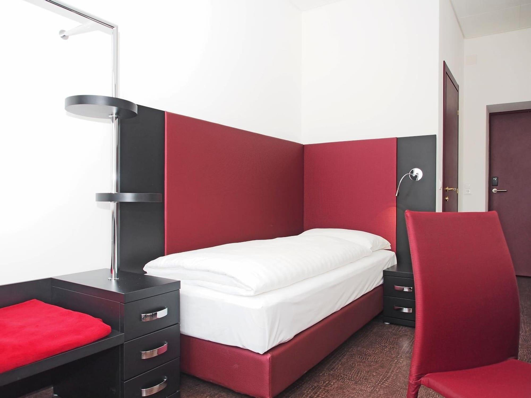 Bedroom 3, Hotel Garni Rio, Locarno