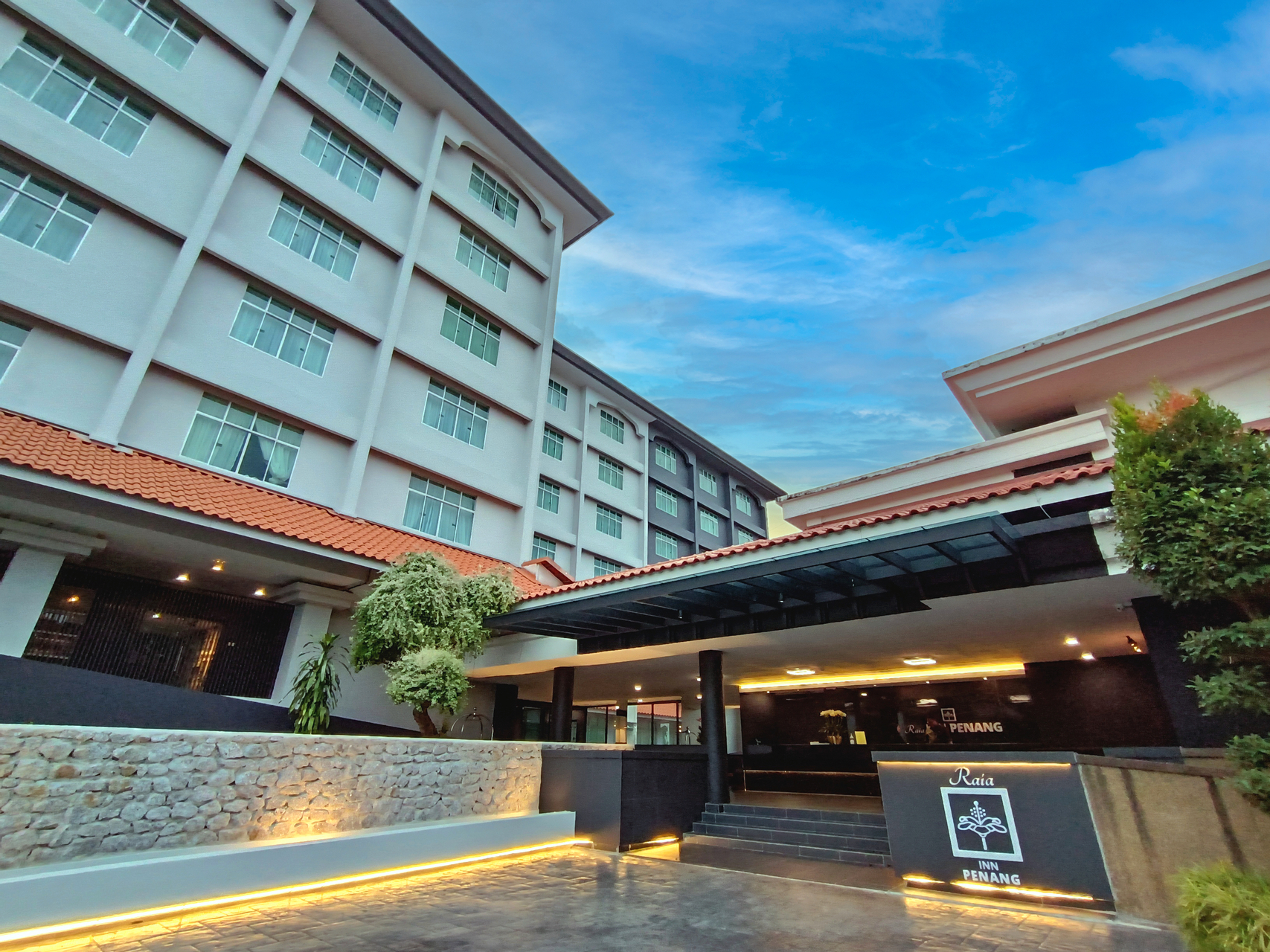 Raia Hotel Penang, Barat Daya