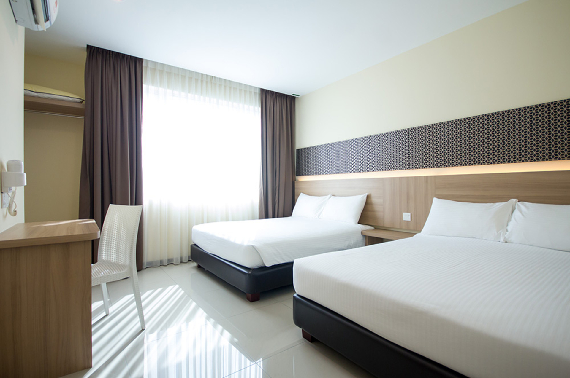 Bedroom 2, 118 Hotel Macalister, Pulau Penang