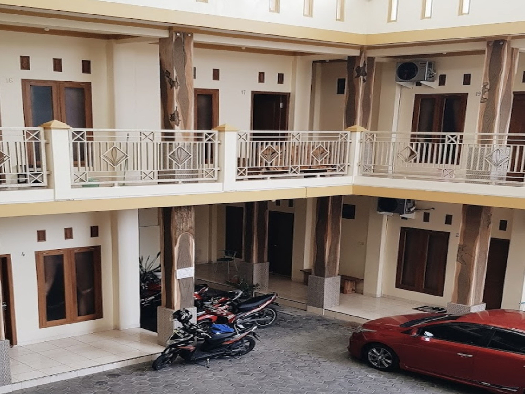 Exterior & Views 2, Griya Kost Bougenville, Probolinggo