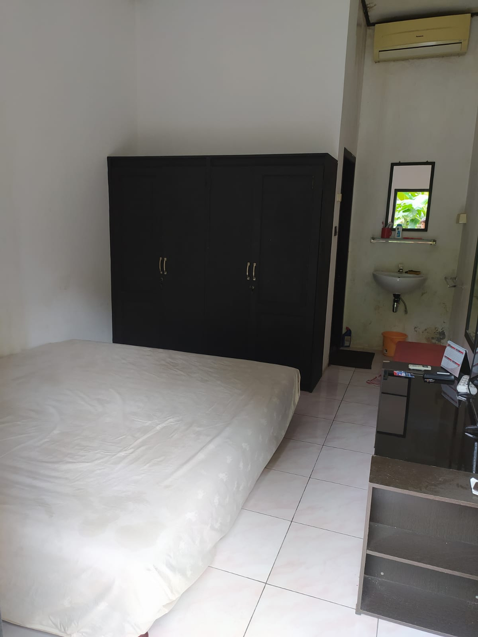 Bedroom 3, Stephen Kost, Jambi