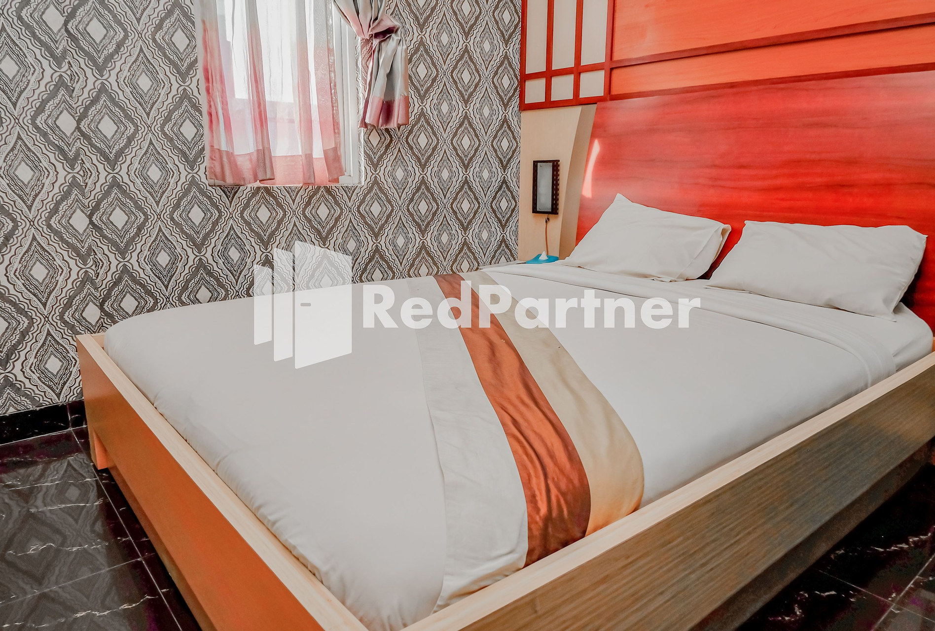 Hotel Wahaha RedPartner, Cirebon