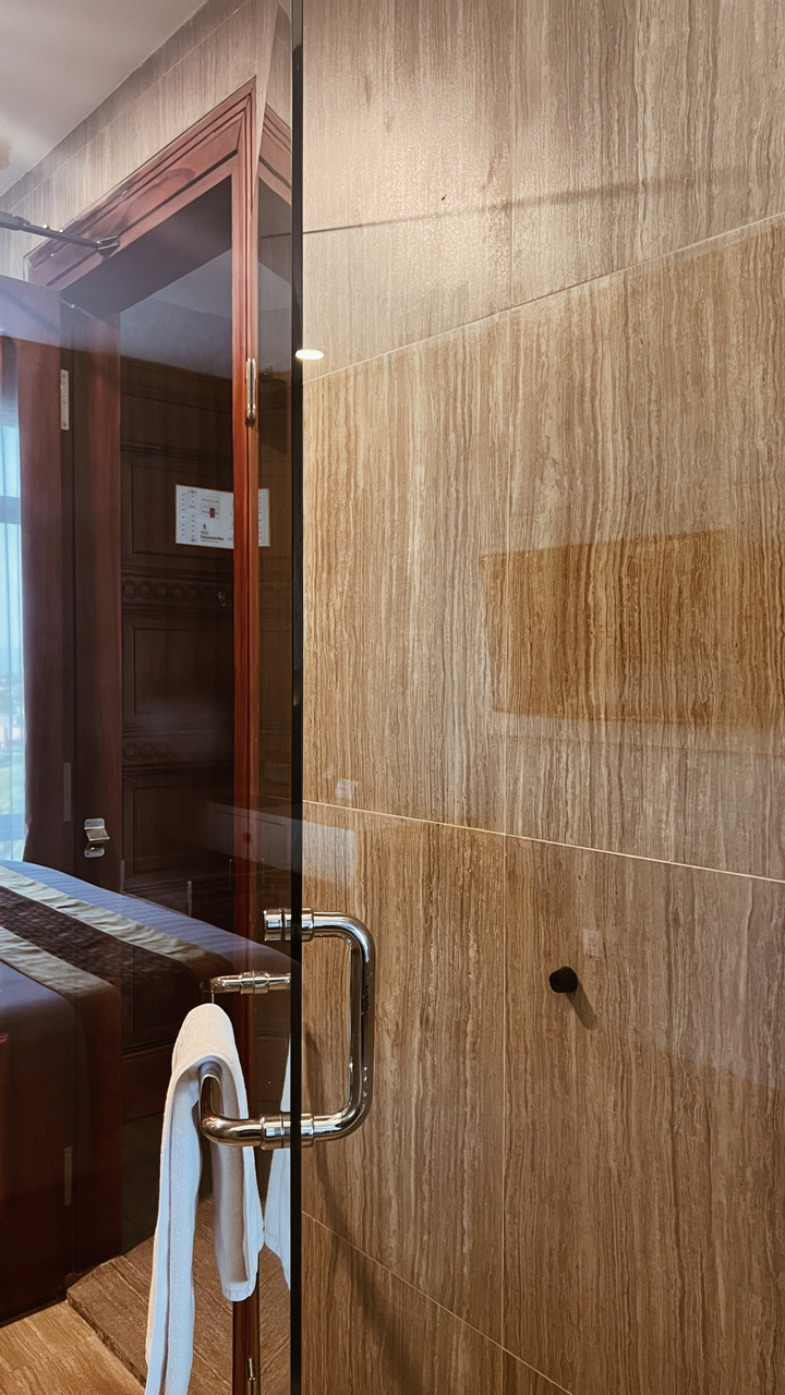 Bathroom 6