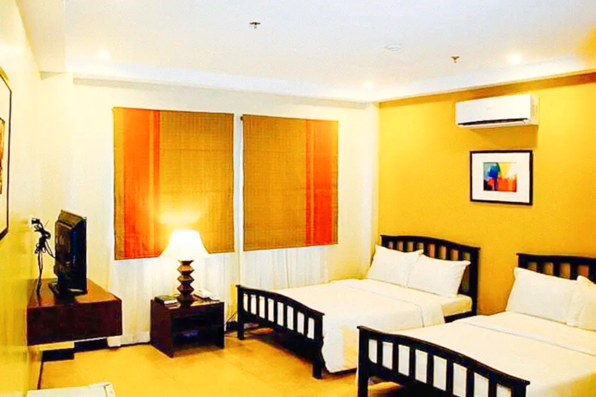 RedDoorz Plus @ Conclave Hotel Davao City, Davao City