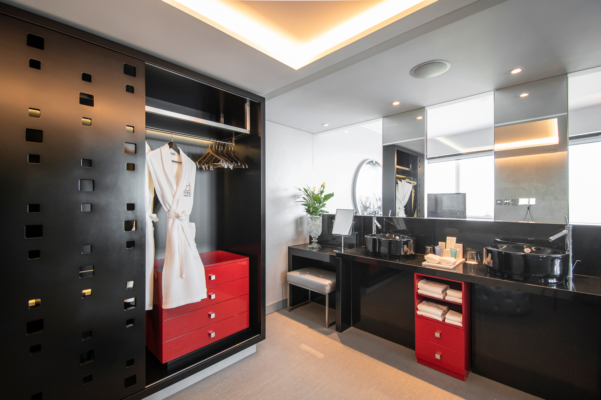 Room 7